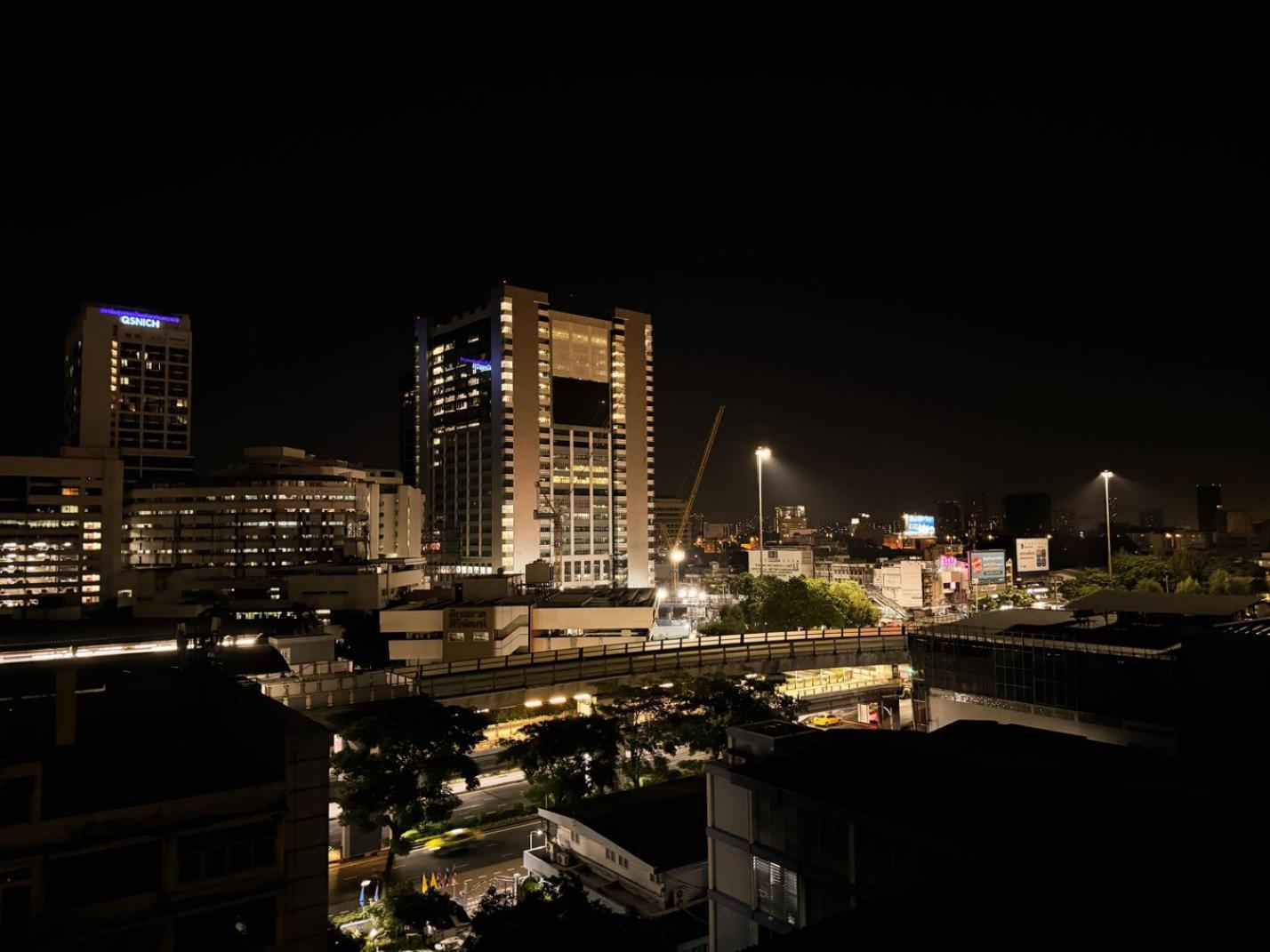 Hotel The Victory View (Adults Only) Bangkok Exterior foto